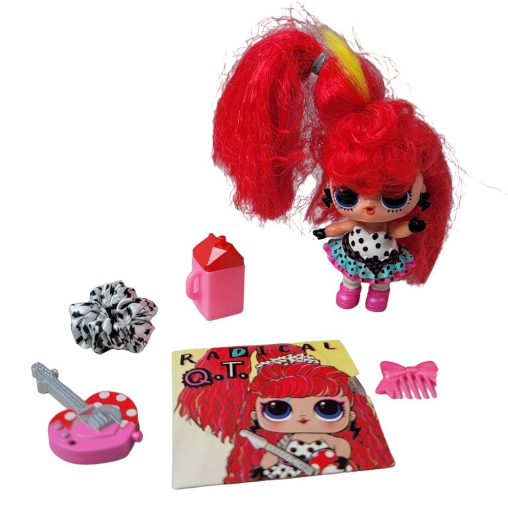 LOL Surprise Doll Radical QT Accessories Remix Hair Flip 11 Pieces Guitar MGA